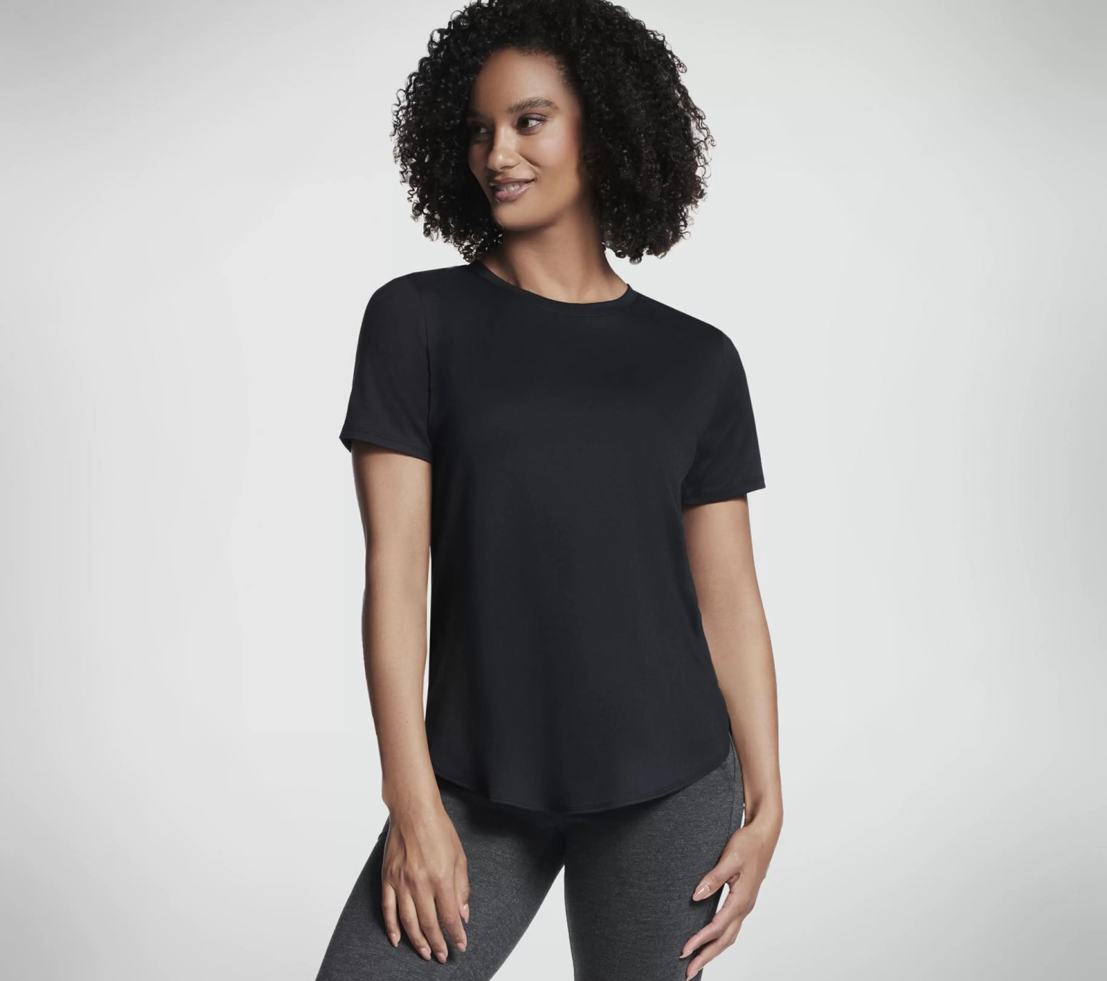 Partes De Cima | Partes De Cima | SKECHERS GO DRI Swift Tunic Tee PRETO