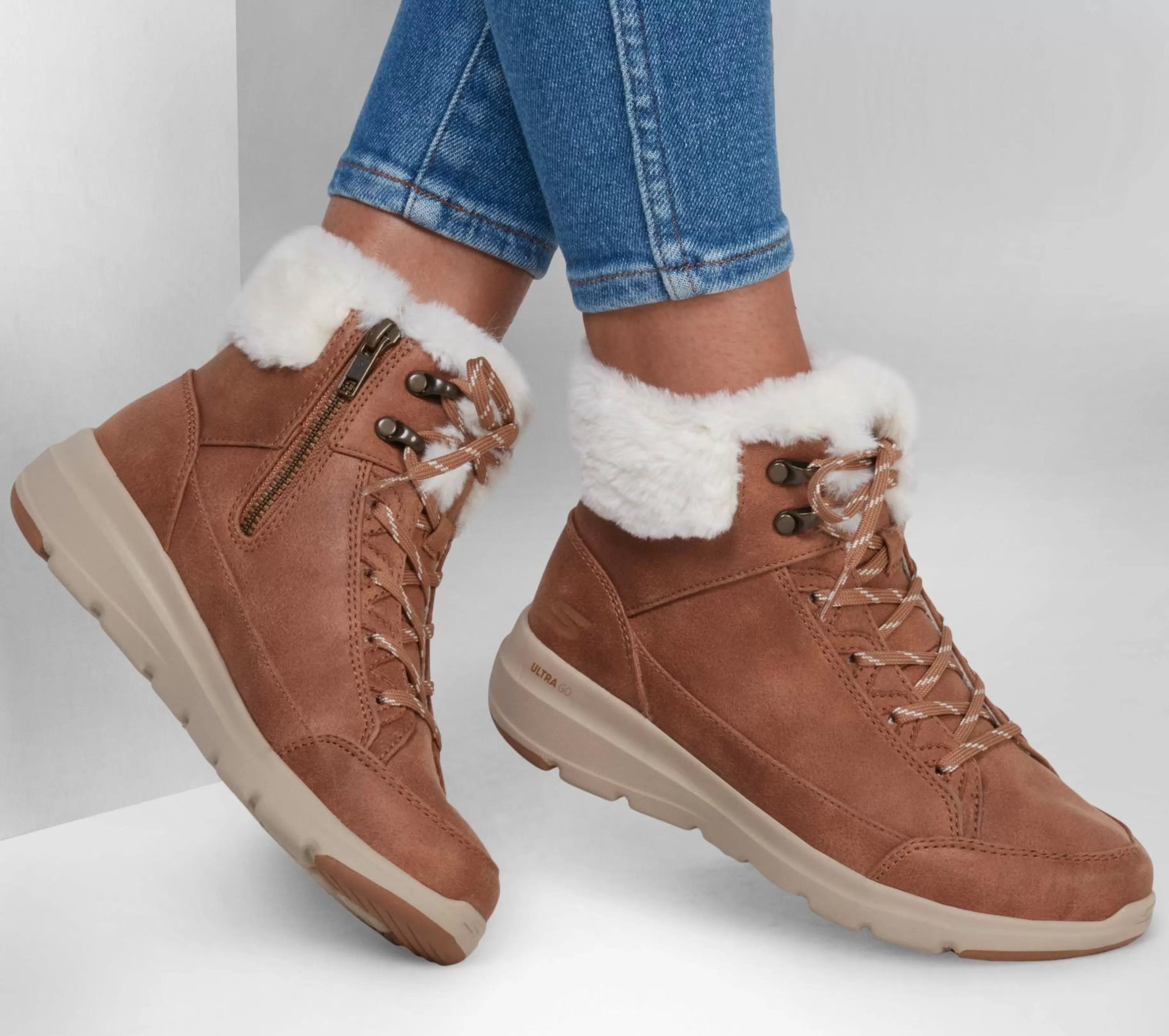 Botas | Com Atacadores | SKECHERS On-the-GO Glacial Ultra - Cozyly CASTANHO CLARO